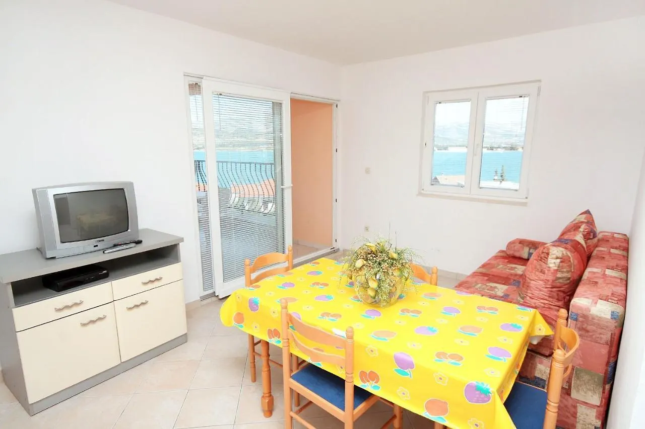 Apartments By The Sea Mastrinka, Ciovo - 4836 Trogir